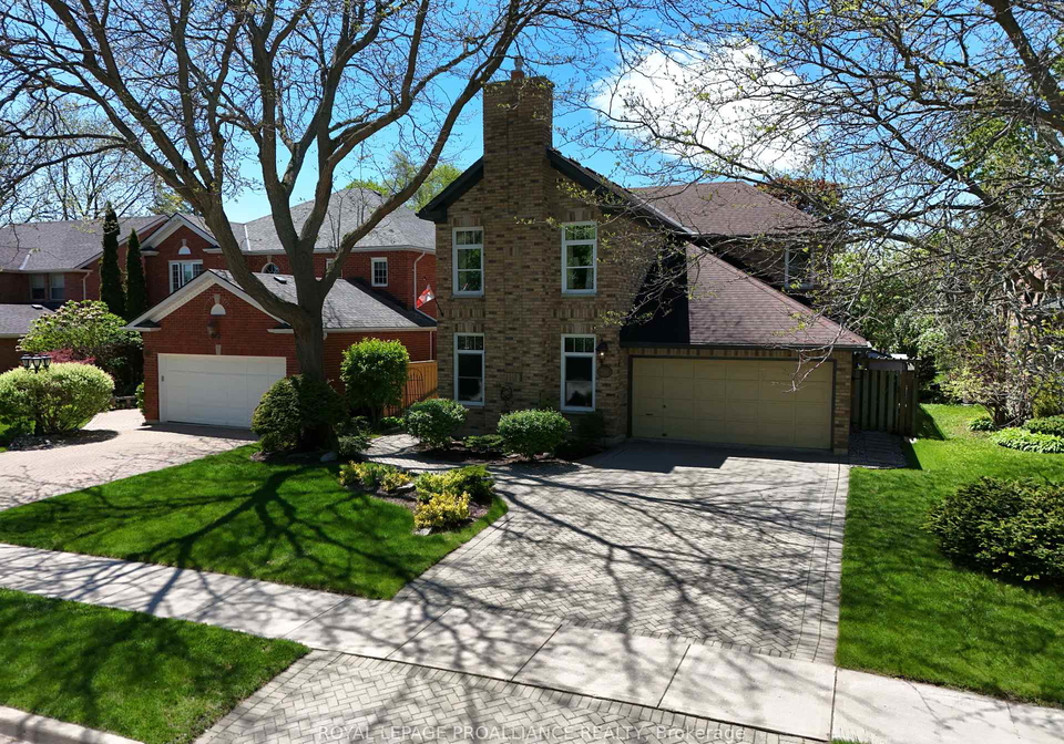 20-georgian-court-belleville-ontario-x12877448