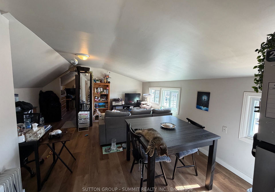 155-12-lake-street-st-catharines-ontario-x12877552