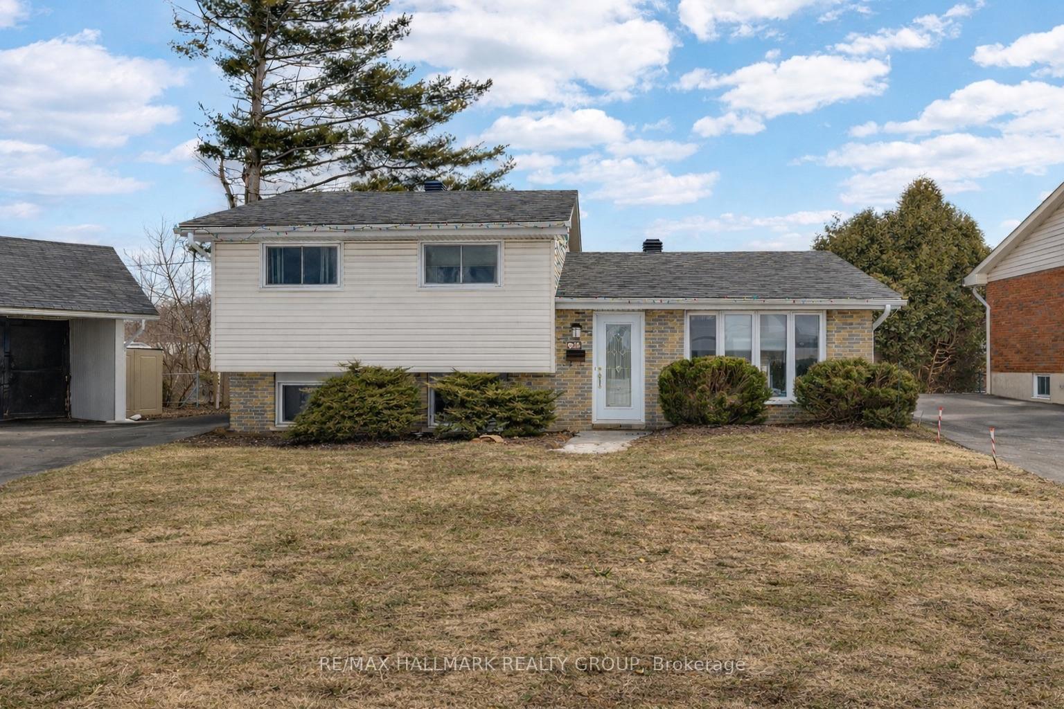 15-baker-place-brockville-ontario-x12877672