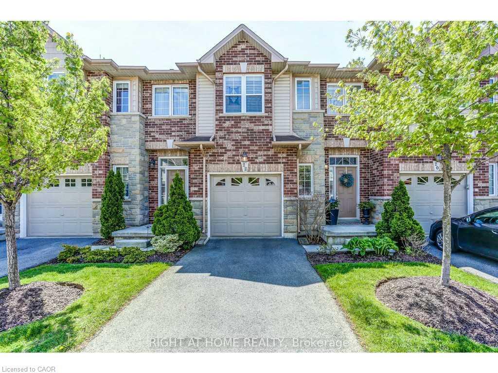 22-liddycoat-lane-hamilton-ontario-x12878044