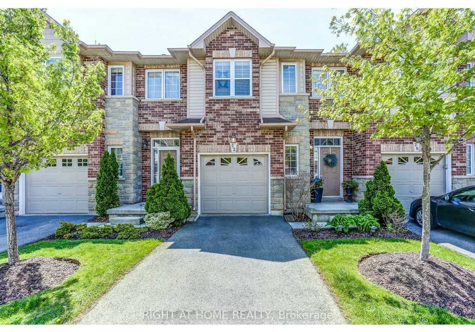 22-liddycoat-lane-hamilton-ontario-x12878044