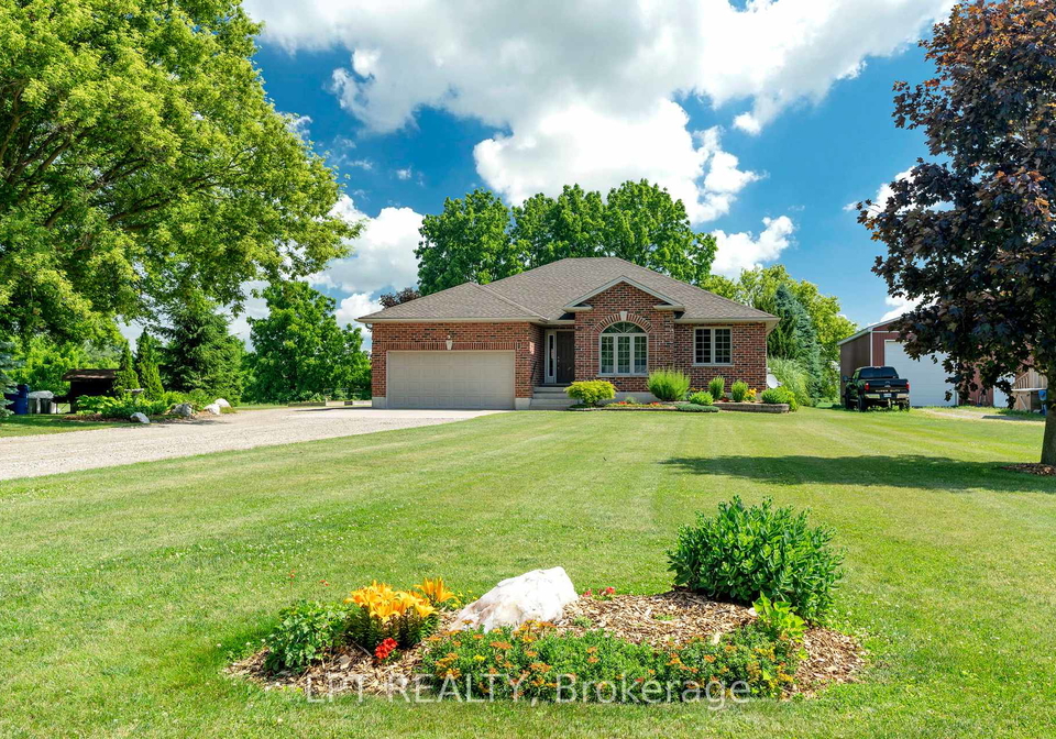 18-durham-street-newbury-ontario-x12878316