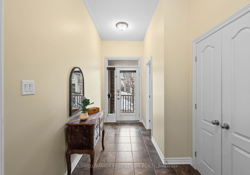534-cherokee-way-ottawa-ontario-x12878446