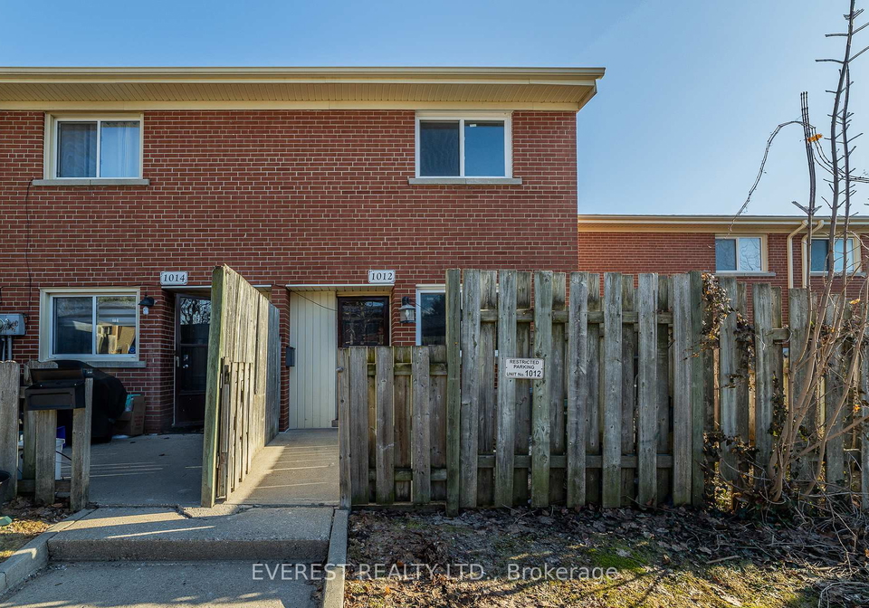 10kipps-lane-london-east-ontario-x12878656