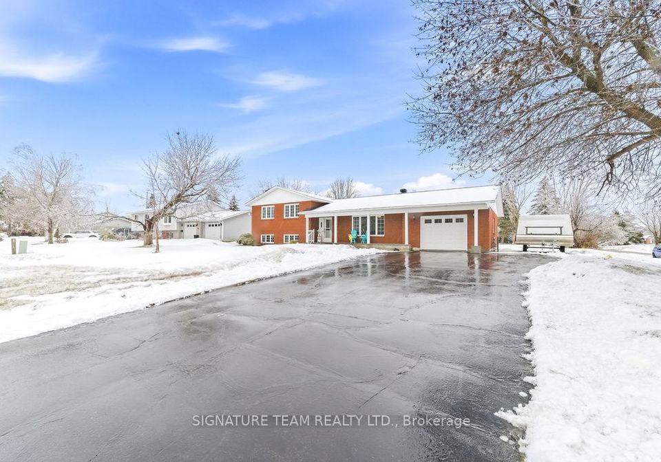107-brooklyn-street-laurentian-valley-ontario-x12878672