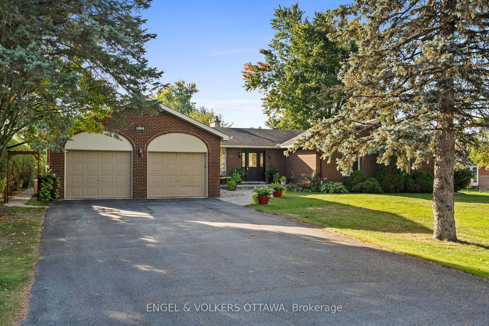 1304-fairway-drive-ottawa-ontario-x12878802