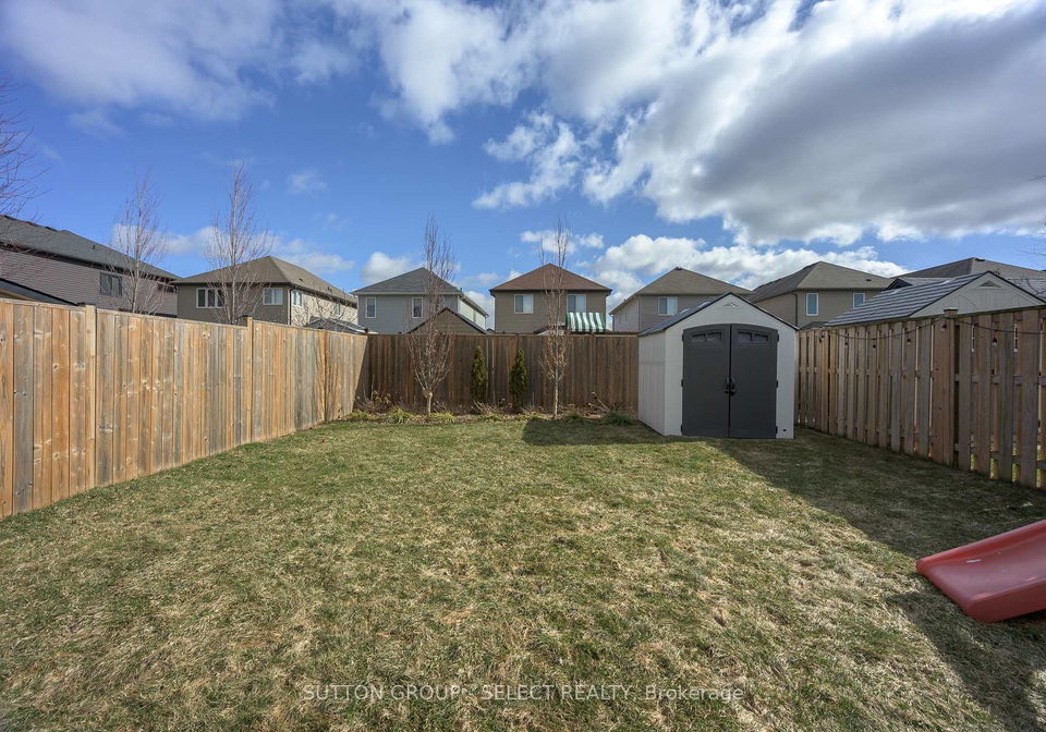 1874-reilly-walk-london-north-ontario-x12879142