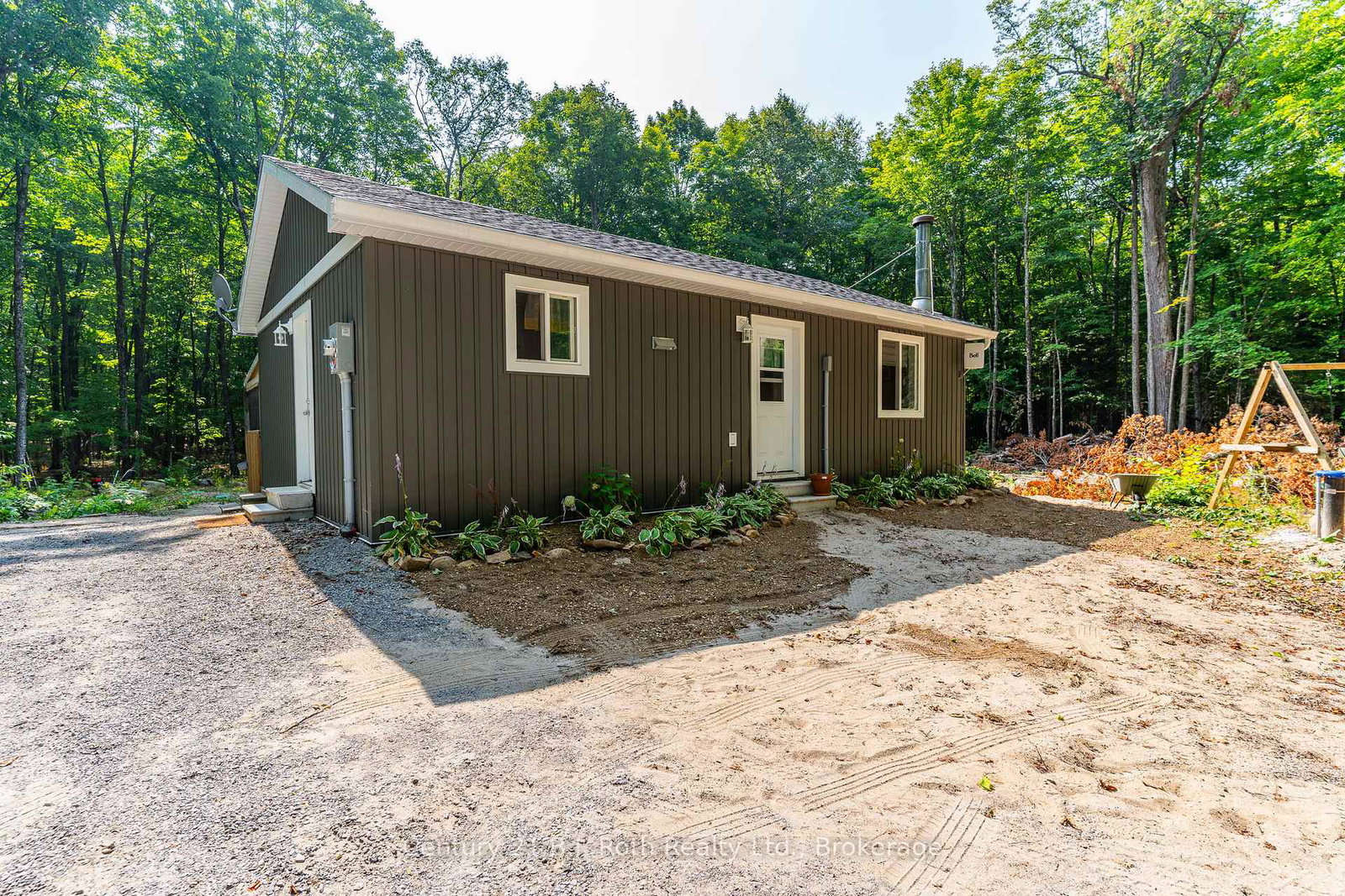 12664-haliburton-county-road-503-highlands-east-ontario-x12879170