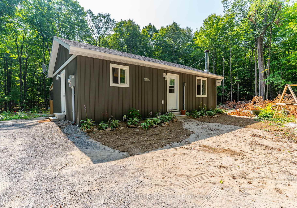 12664-haliburton-county-road-503-highlands-east-ontario-x12879170