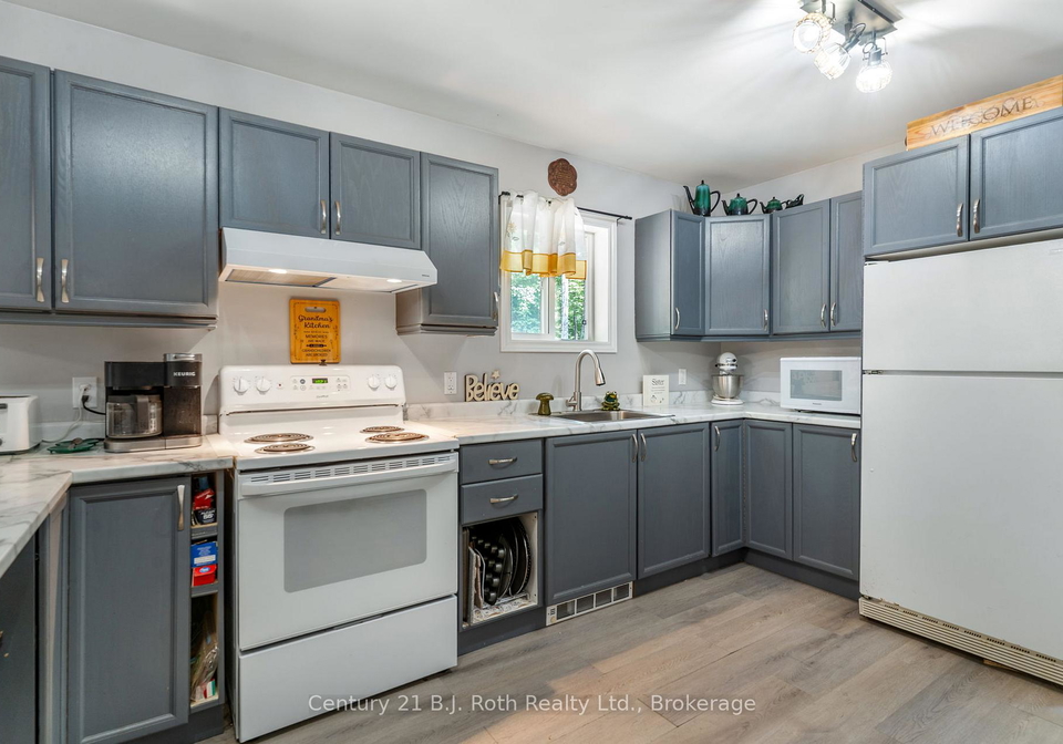 12664-haliburton-county-road-503-highlands-east-ontario-x12879170