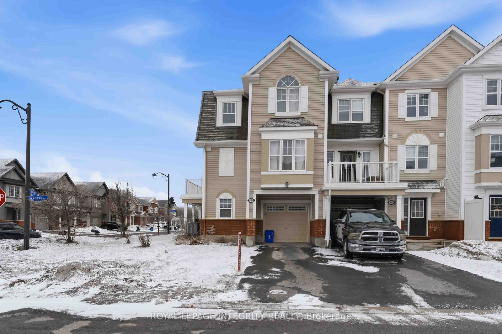 425-gerardia-lane-ottawa-ontario-x12879240