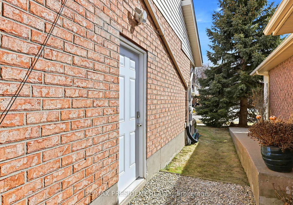199-bush-clover-crescent-kitchener-ontario-x12879302