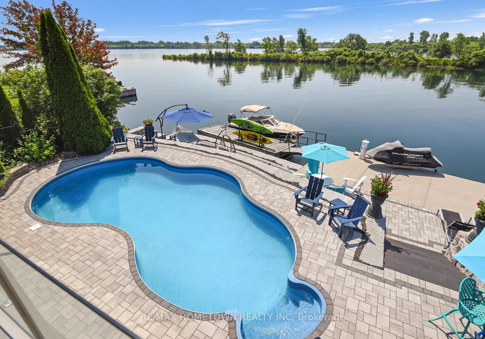 201-empire-hanna-road-e-edwardsburghcardinal-ontario-x12879314