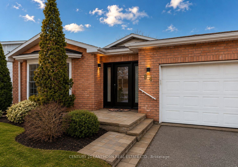 84-westwind-crescent-prince-edward-county-ontario-x12879344
