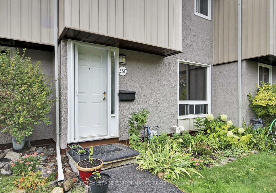 360-woodfield-drive-ottawa-ontario-x12879376