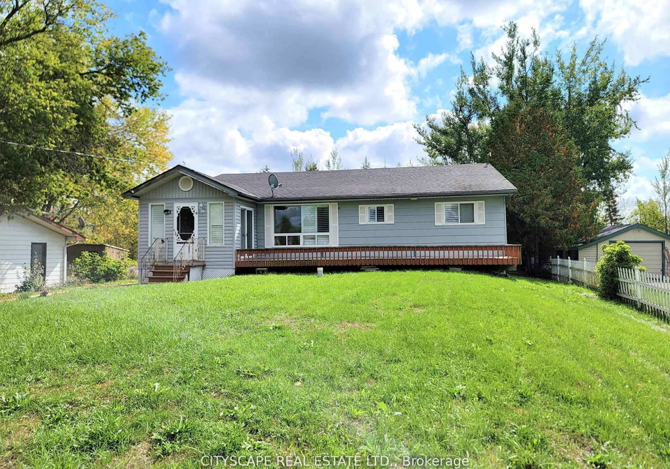 34-robinson-avenue-kawartha-lakes-ontario-x12879450