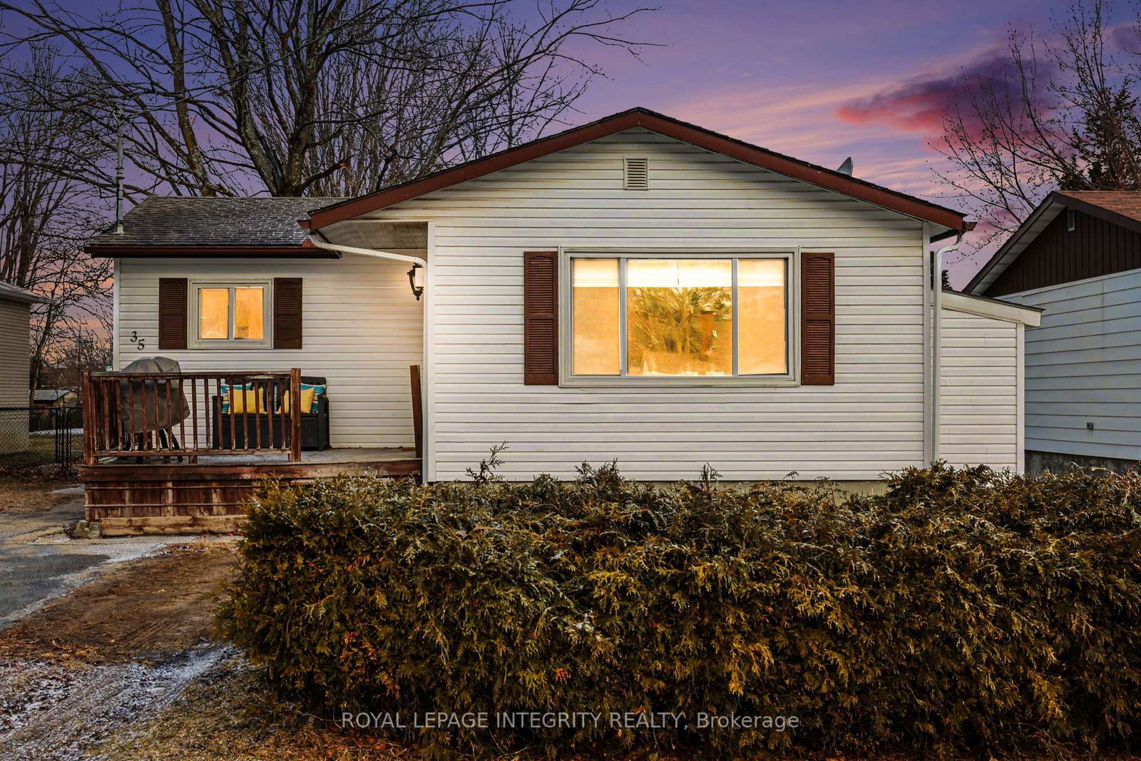 35-robinson-street-perth-ontario-x12879686