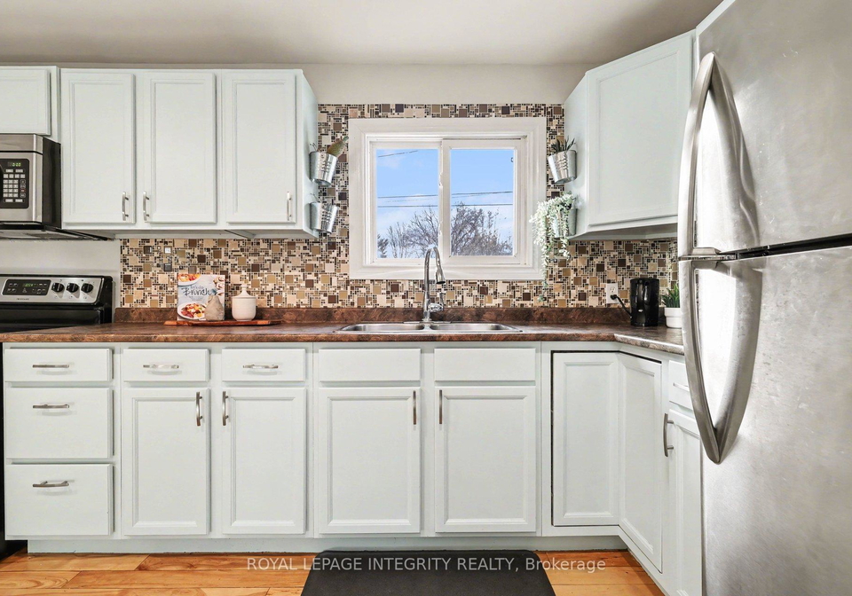 35-robinson-street-perth-ontario-x12879686