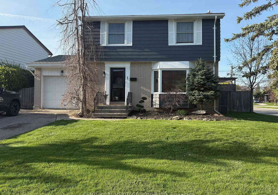 1-massey-drive-st-thomas-ontario-x12879690