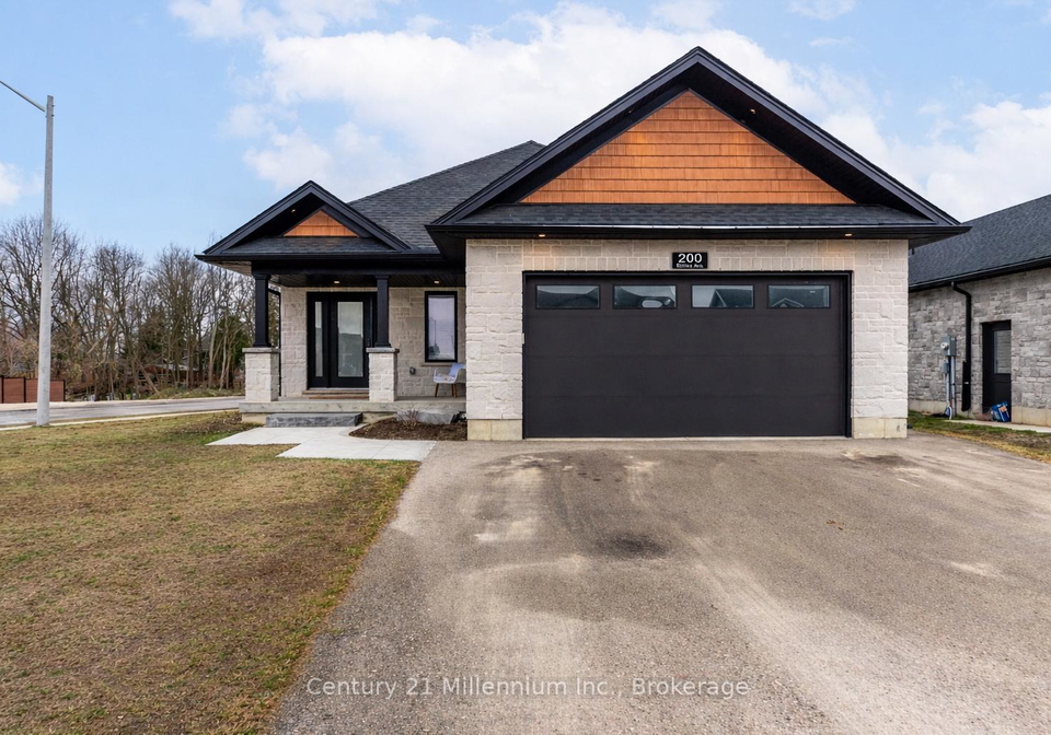 200-eccles-avenue-west-grey-ontario-x12879962