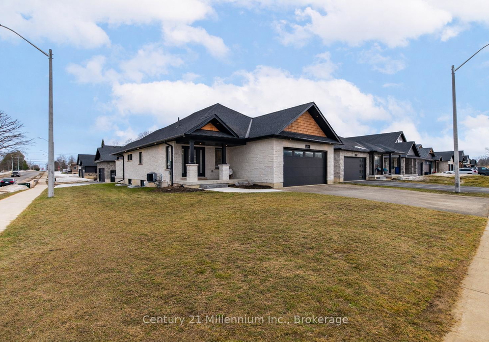 200-eccles-avenue-west-grey-ontario-x12879962