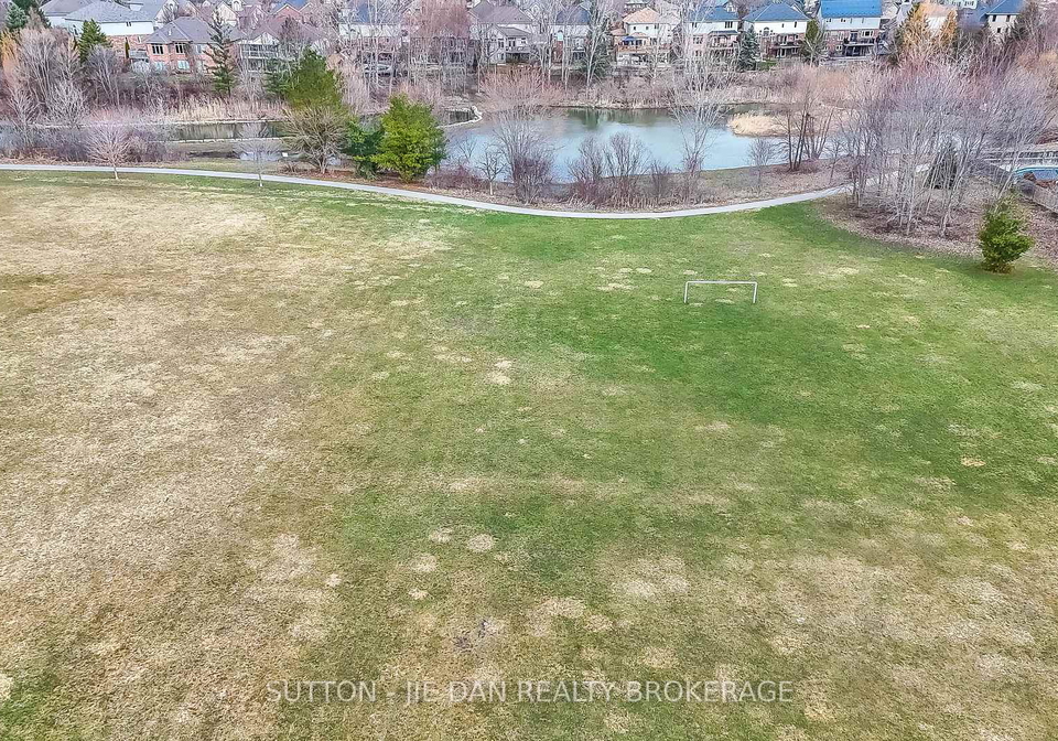 33-repton-avenue-london-north-ontario-x12880016