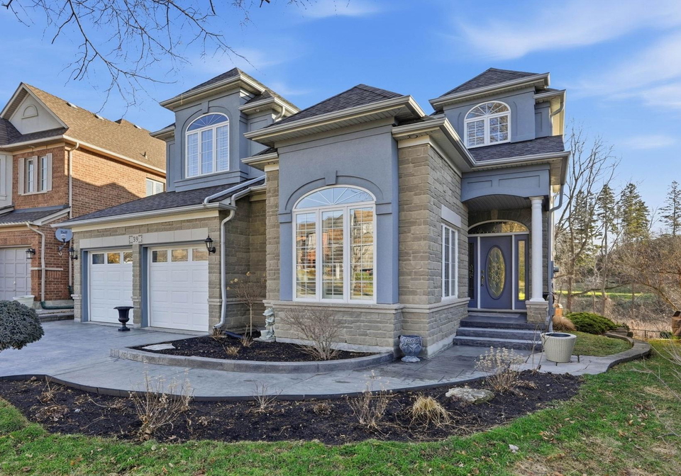 39-winegarden-trail-hamilton-ontario-x12880642