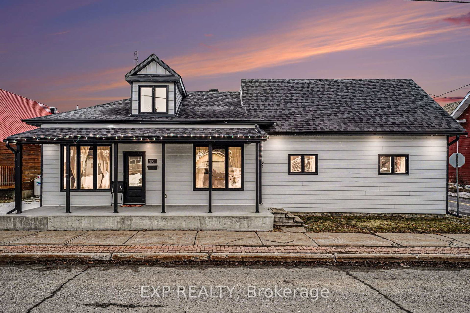 2061-lajoie-street-alfred-and-plantagenet-ontario-x12880794