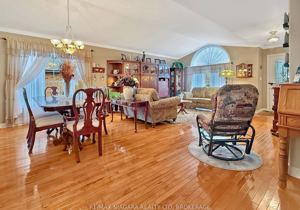 629-daytona-drive-fort-erie-ontario-x12880814