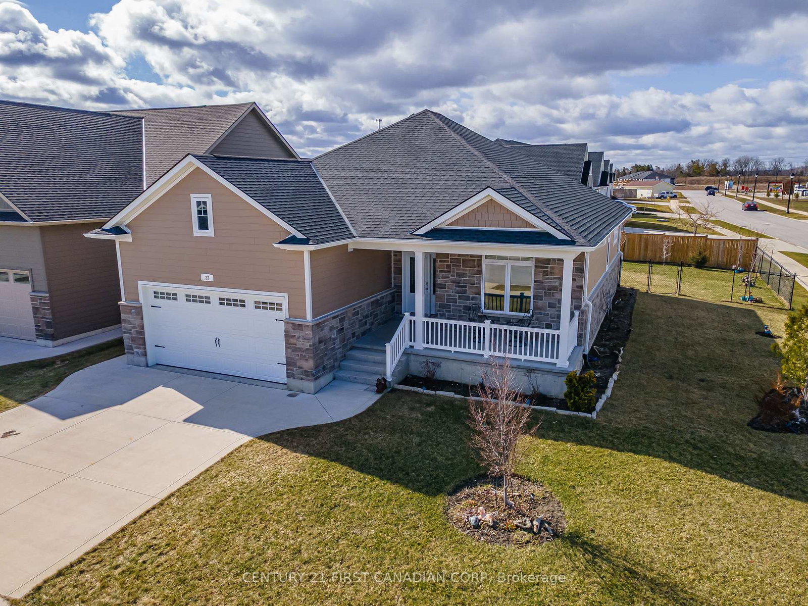 23-brooklawn-drive-lambton-shores-ontario-x12880970
