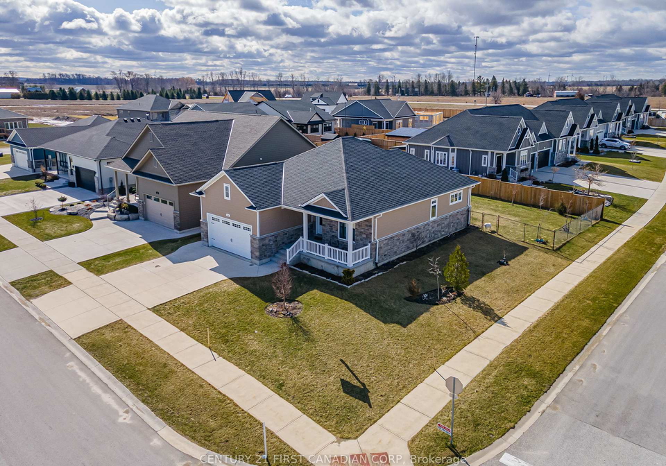 23-brooklawn-drive-lambton-shores-ontario-x12880970