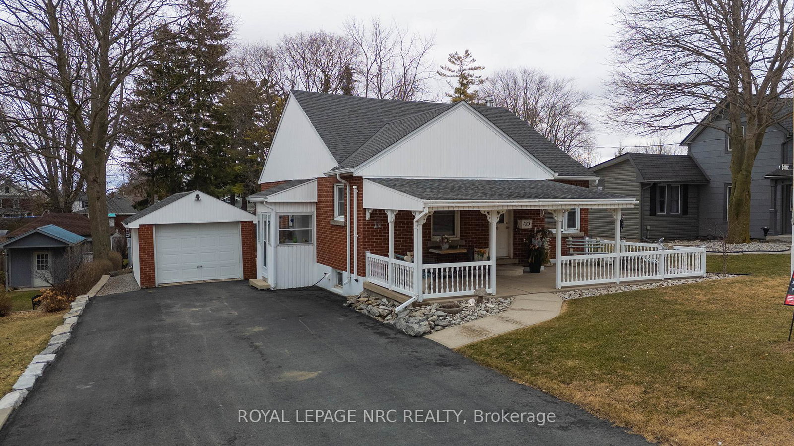 123-sugarloaf-street-port-colborne-ontario-x12881044