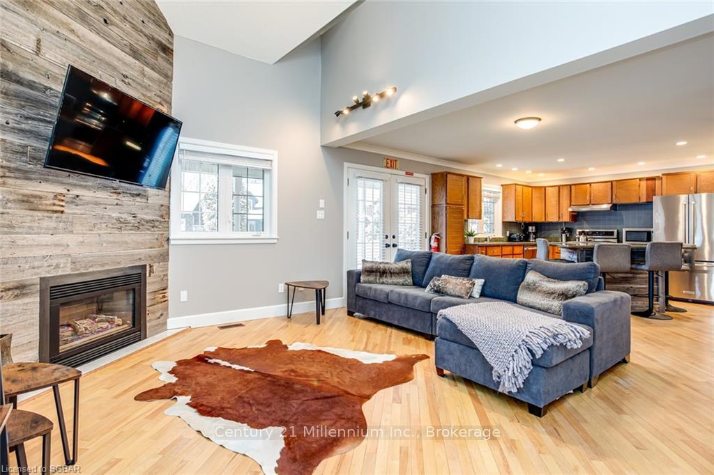 102-liisas-lane-blue-mountains-ontario-x12881190