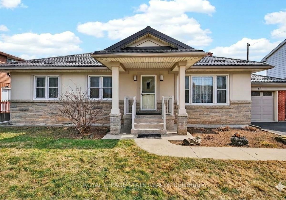 42-evergreen-avenue-hamilton-ontario-x12881210