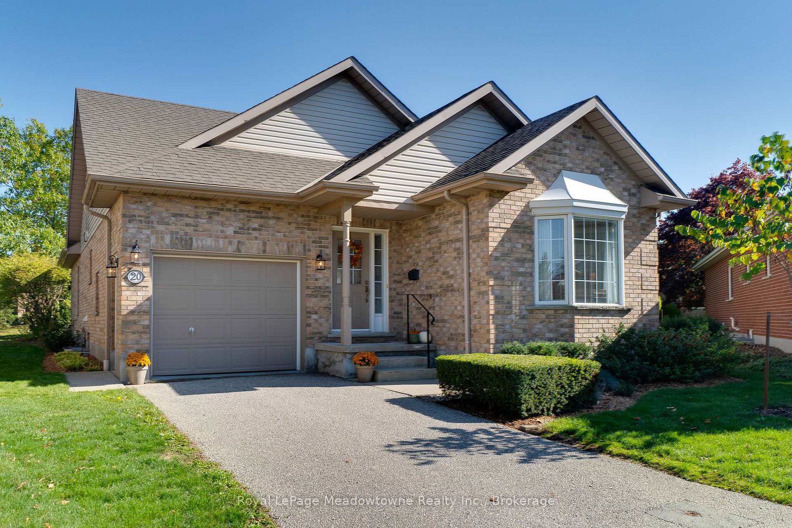20-arbordale-walk-guelph-ontario-x12881234