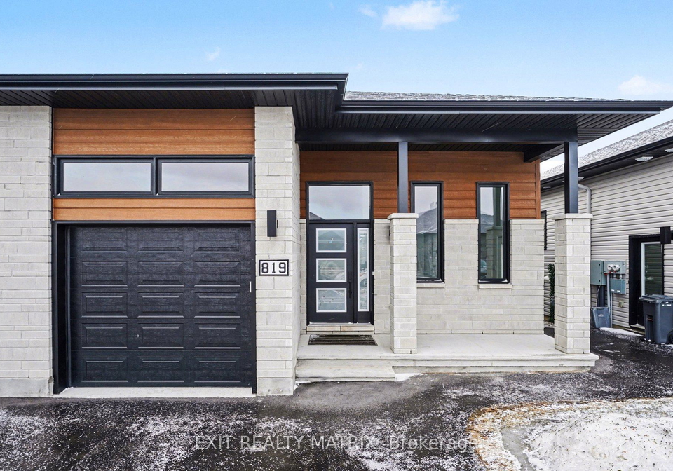 819-namur-street-russell-ontario-x12881366