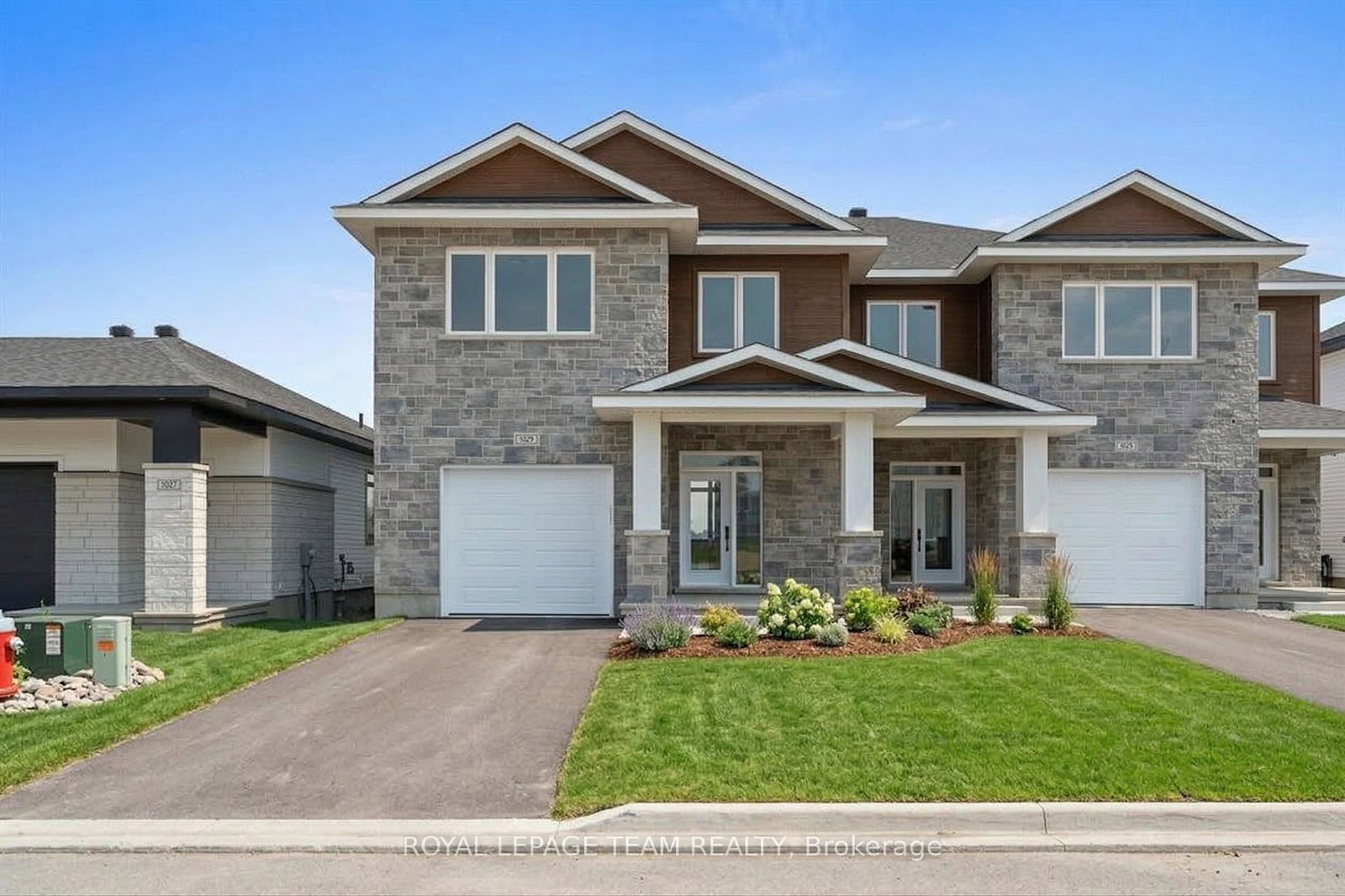 1016-moore-street-brockville-ontario-x12881558