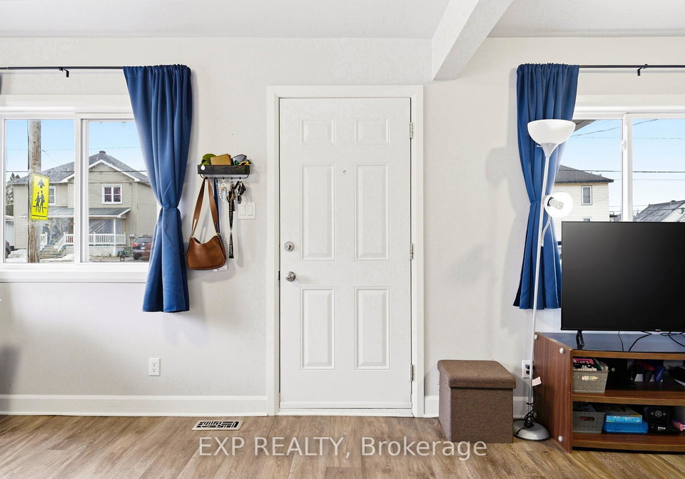 229-fourth-street-w-cornwall-ontario-x12881960
