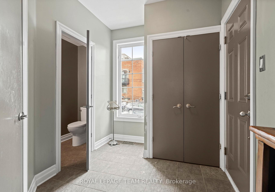 17-melrose-avenue-ottawa-ontario-x12881964