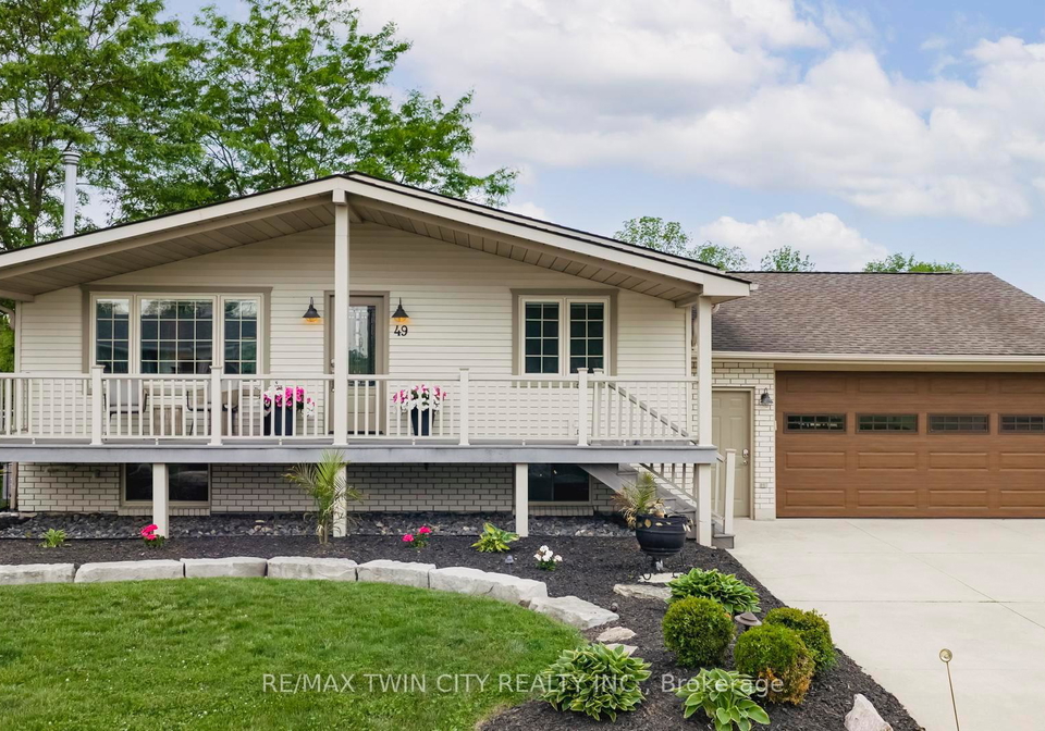 49-gill-road-lambton-shores-ontario-x12882008
