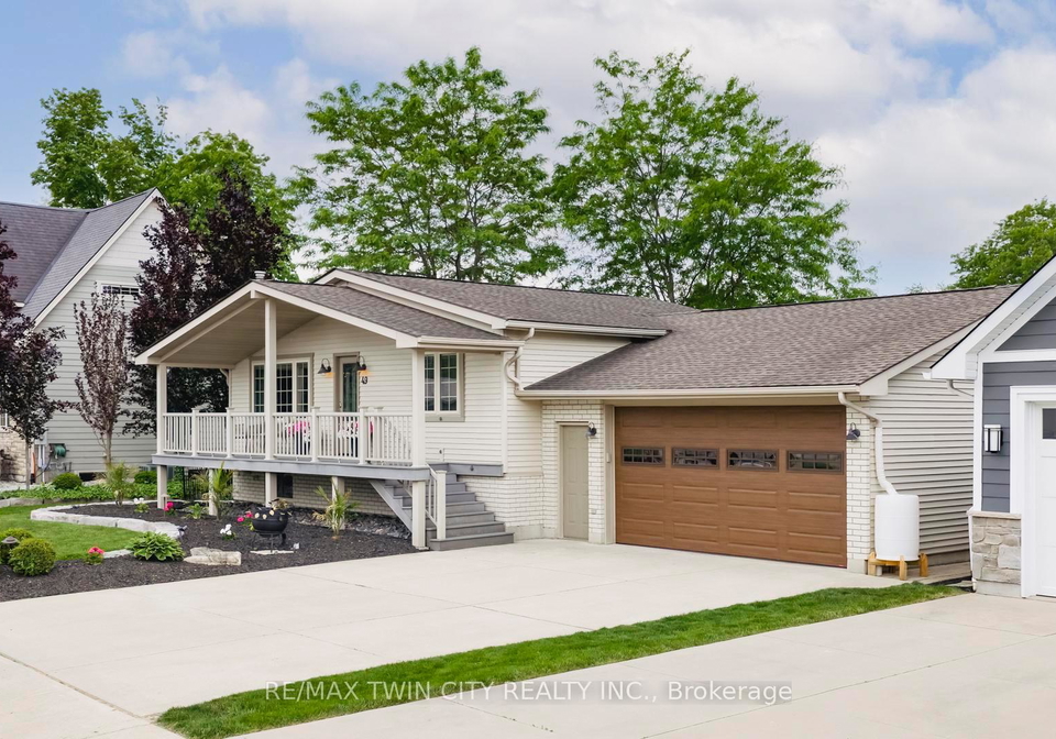 49-gill-road-lambton-shores-ontario-x12882008