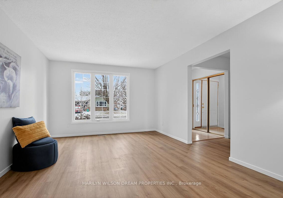 1377-cahill-drive-ottawa-ontario-x12882072