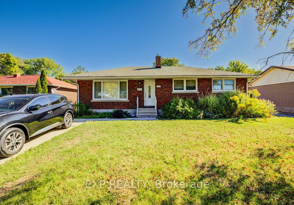 8568-champlain-drive-niagara-falls-ontario-x12882240