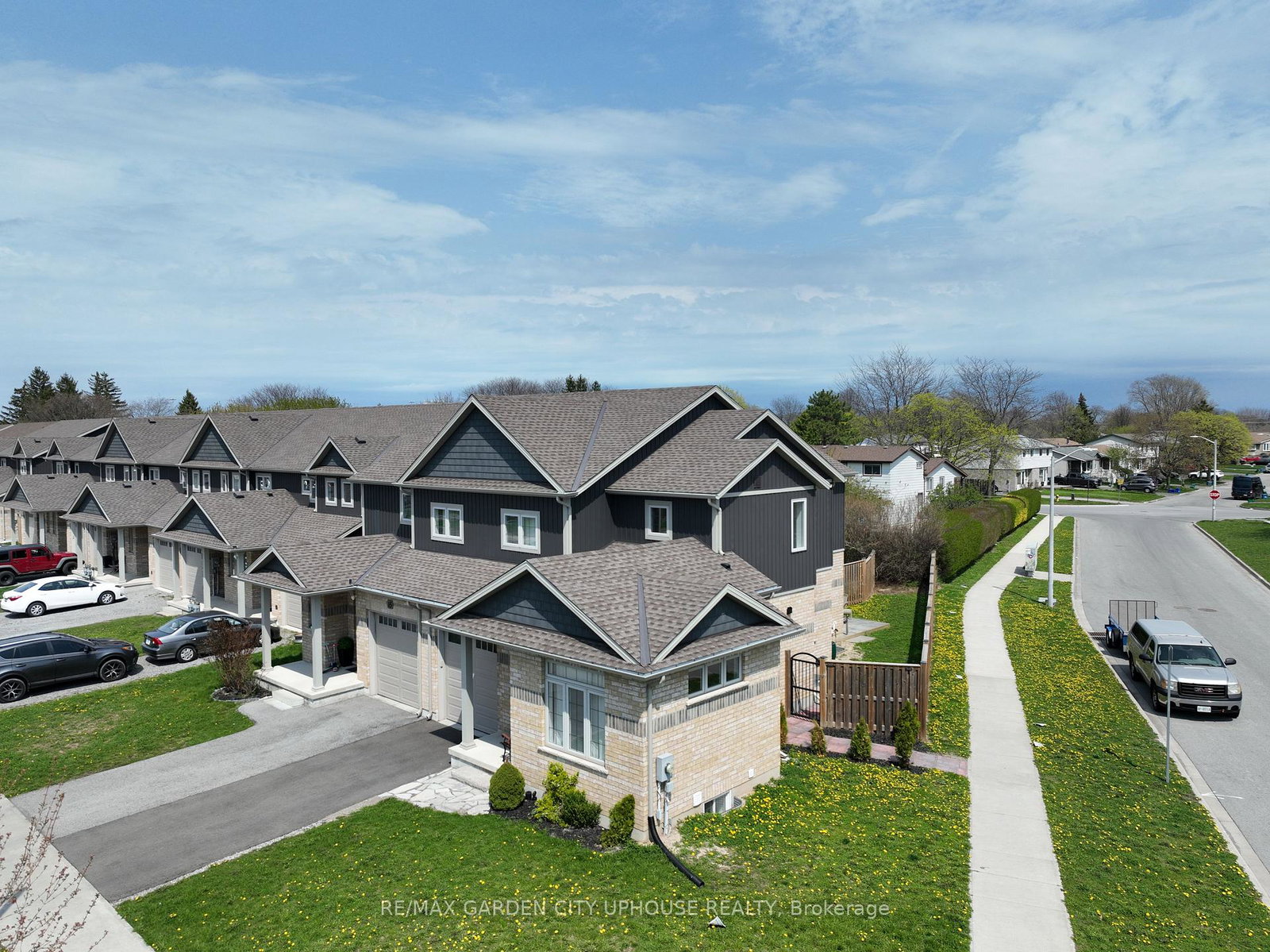 11-manhattan-court-st-catharines-ontario-x12882262