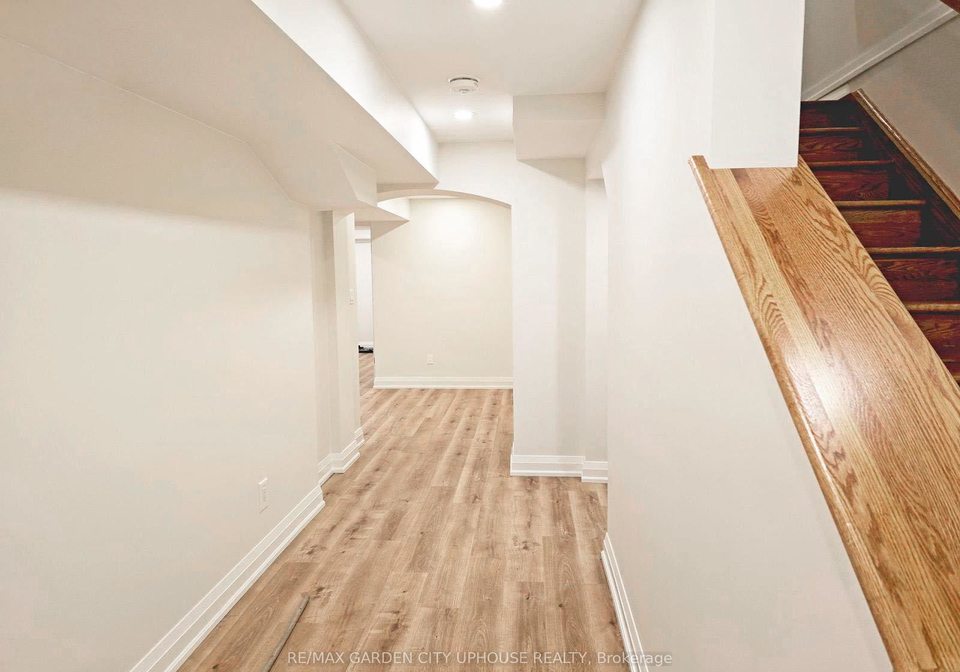 11-manhattan-court-st-catharines-ontario-x12882262