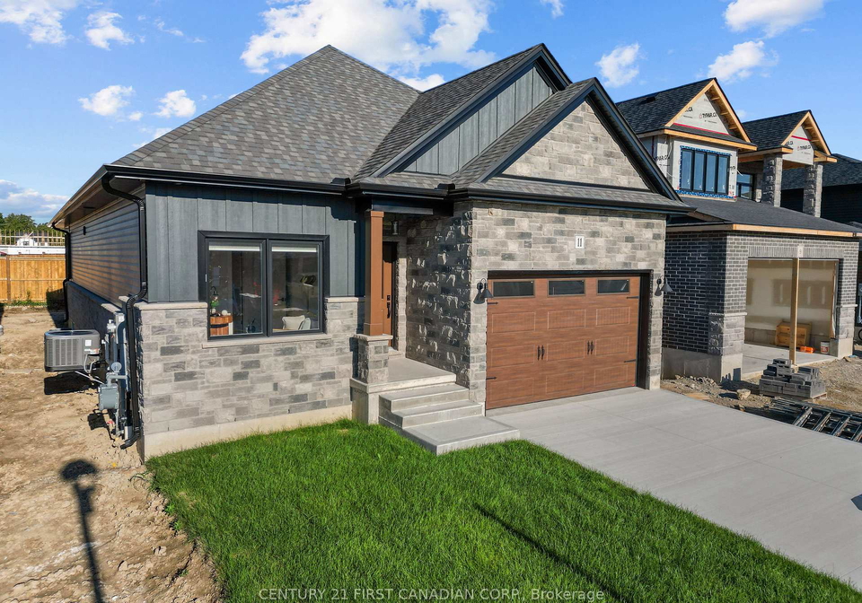 11-sheldabren-street-north-middlesex-ontario-x12882370