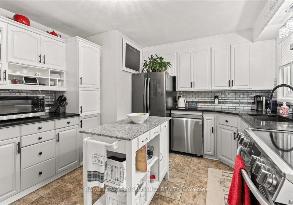 23-alfred-drive-belleville-ontario-x12882508