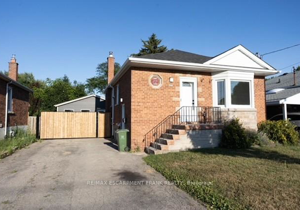 209-east-32nd-street-hamilton-ontario-x12882546