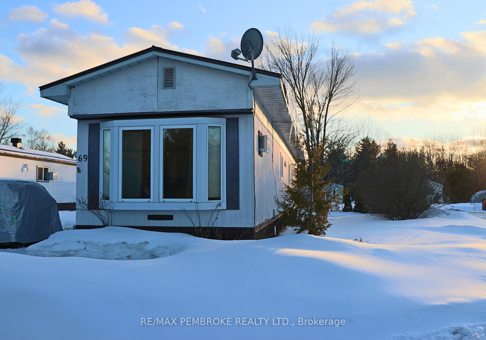 69-pinehurst-estates-petawawa-ontario-x12882838
