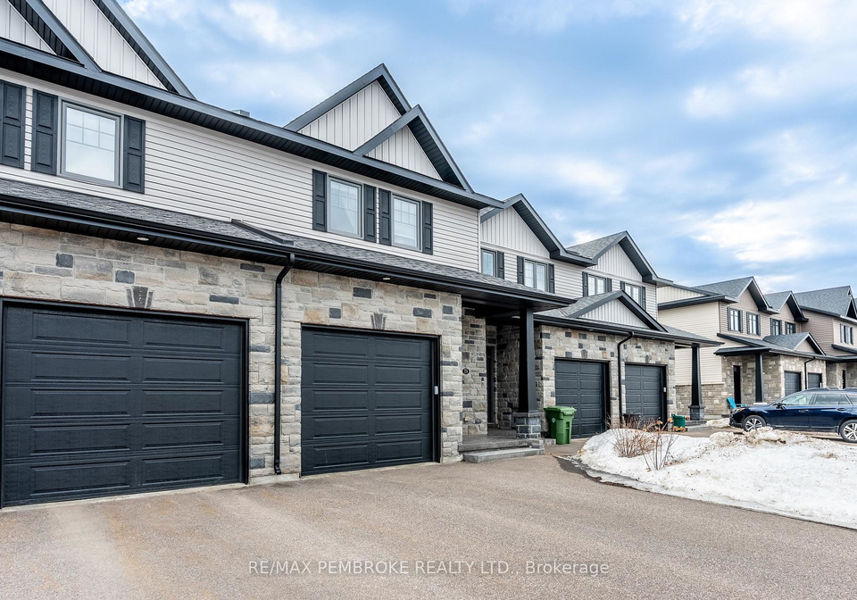 73-chad-street-petawawa-ontario-x12883200